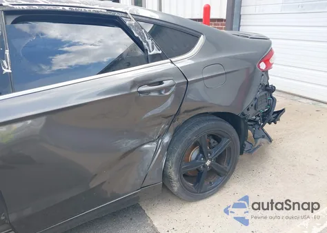 2016 Ford Fusion z USA, uszkodzony, nr VIN 3FA6P0HD5GR201583